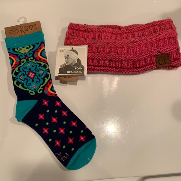 C.C Ponytail Headband Pink & Karma Crew Socks NWT - Picture 1 of 6